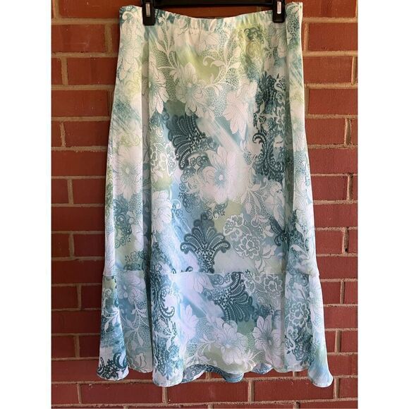 Watercolor Slip Skirt Plus Size - Picture 5 of 6